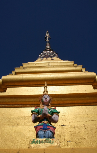 wat in huay xai.JPG